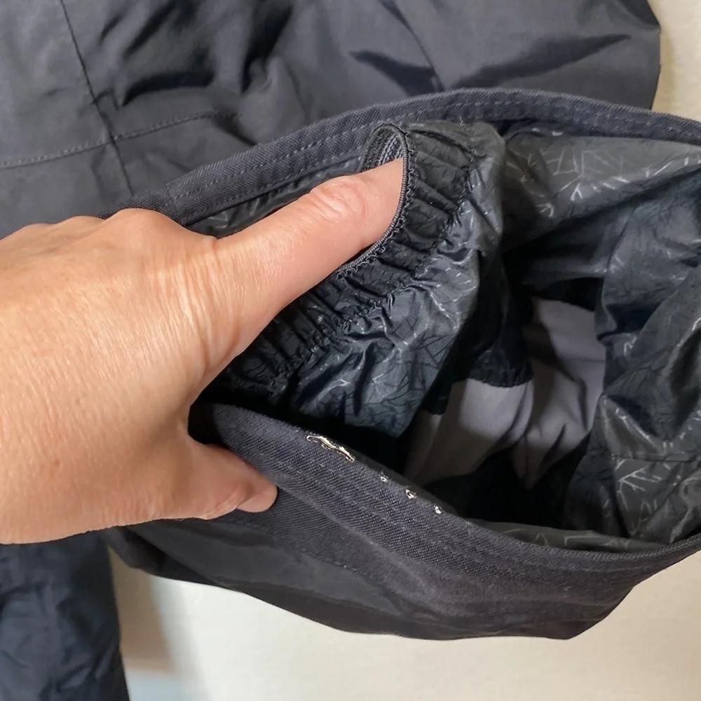 The North Face snowboard pants men’s XL extra large black
